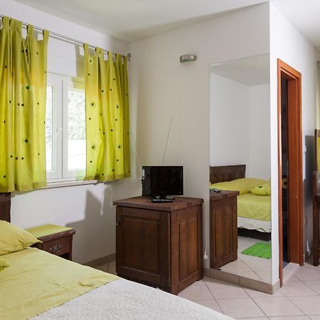 Rooms Vesna Kastela Luaran gambar
