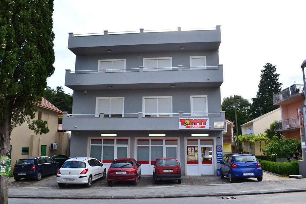 Rooms Vesna Kastela Luaran gambar